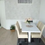 Apartment Jurilj Makarska
