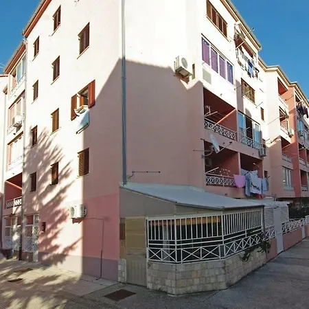 Apartment Jurilj *